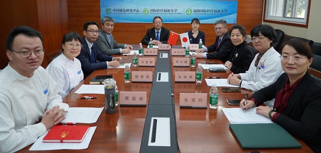 图为中康签约仪式现场